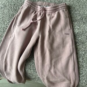 Aritzia sweatpants